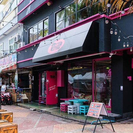 Slumber Surf Phuket Kata旅舍 外观 照片