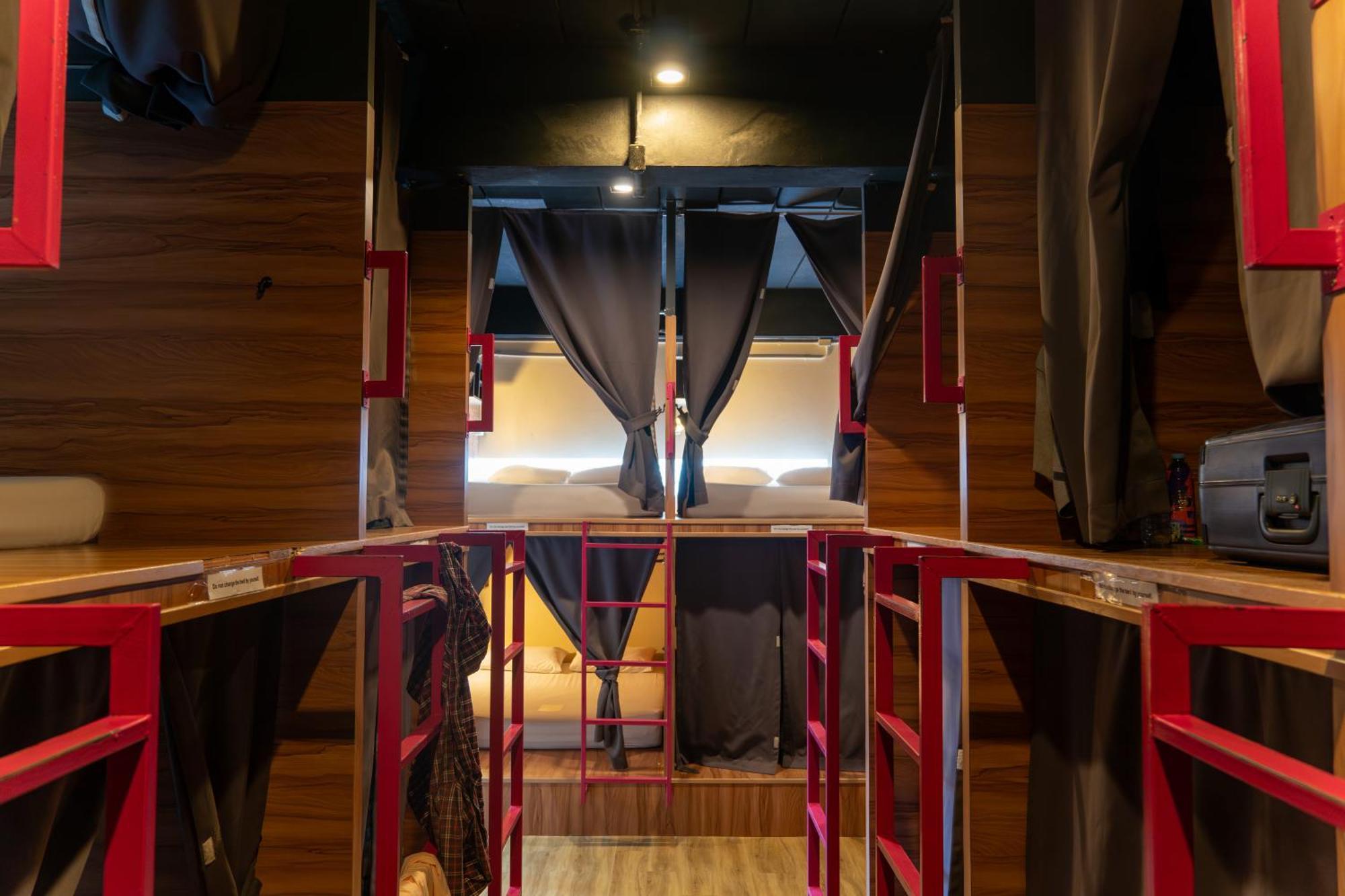 Slumber Surf Phuket Kata旅舍 外观 照片